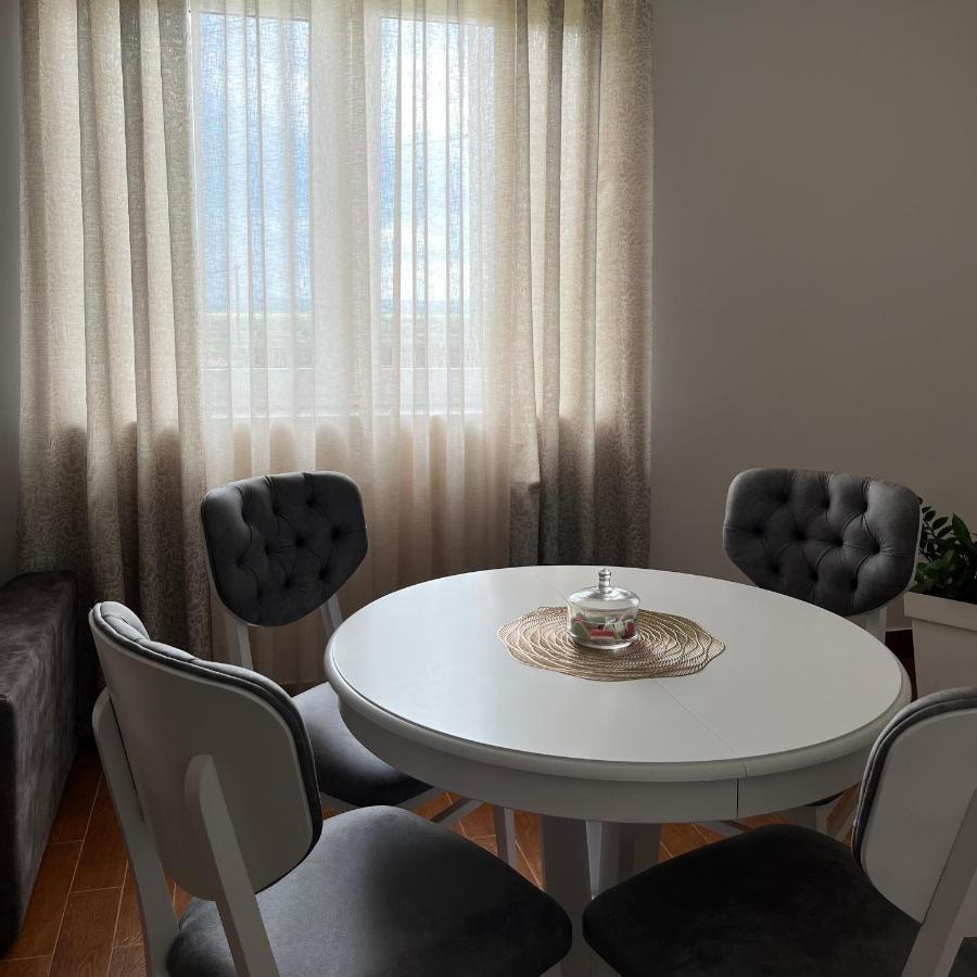 Surcin Apartment Ledine ภายนอก รูปภาพ